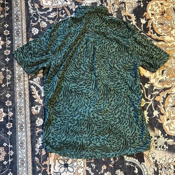 Vans Men's Green Shirt - Picture 2 of 2